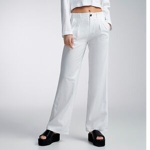 Love Tree boho white pleated wide-leg linen blend pants NWT